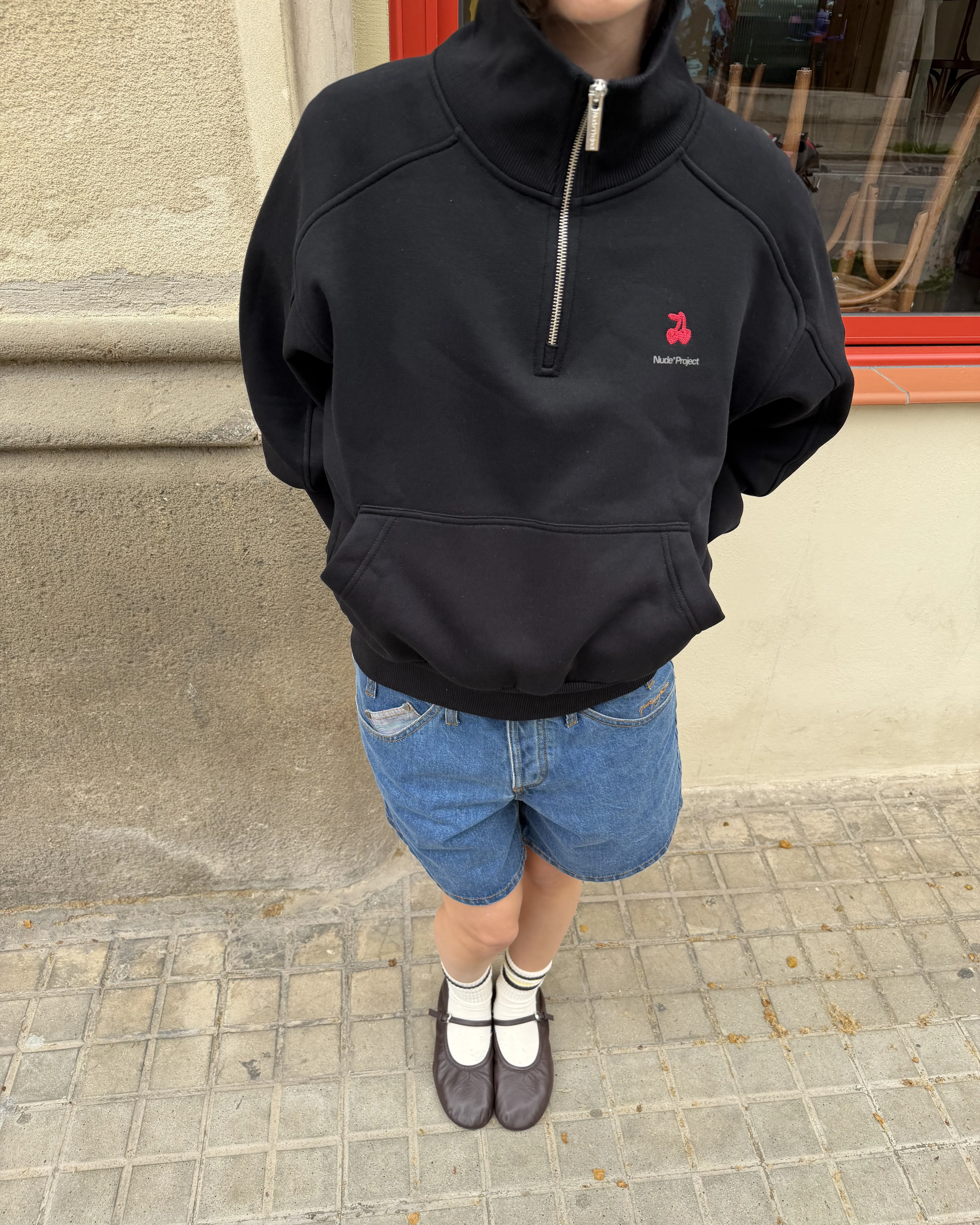 Basic Cherry Quarter-Zip Black - Image 2