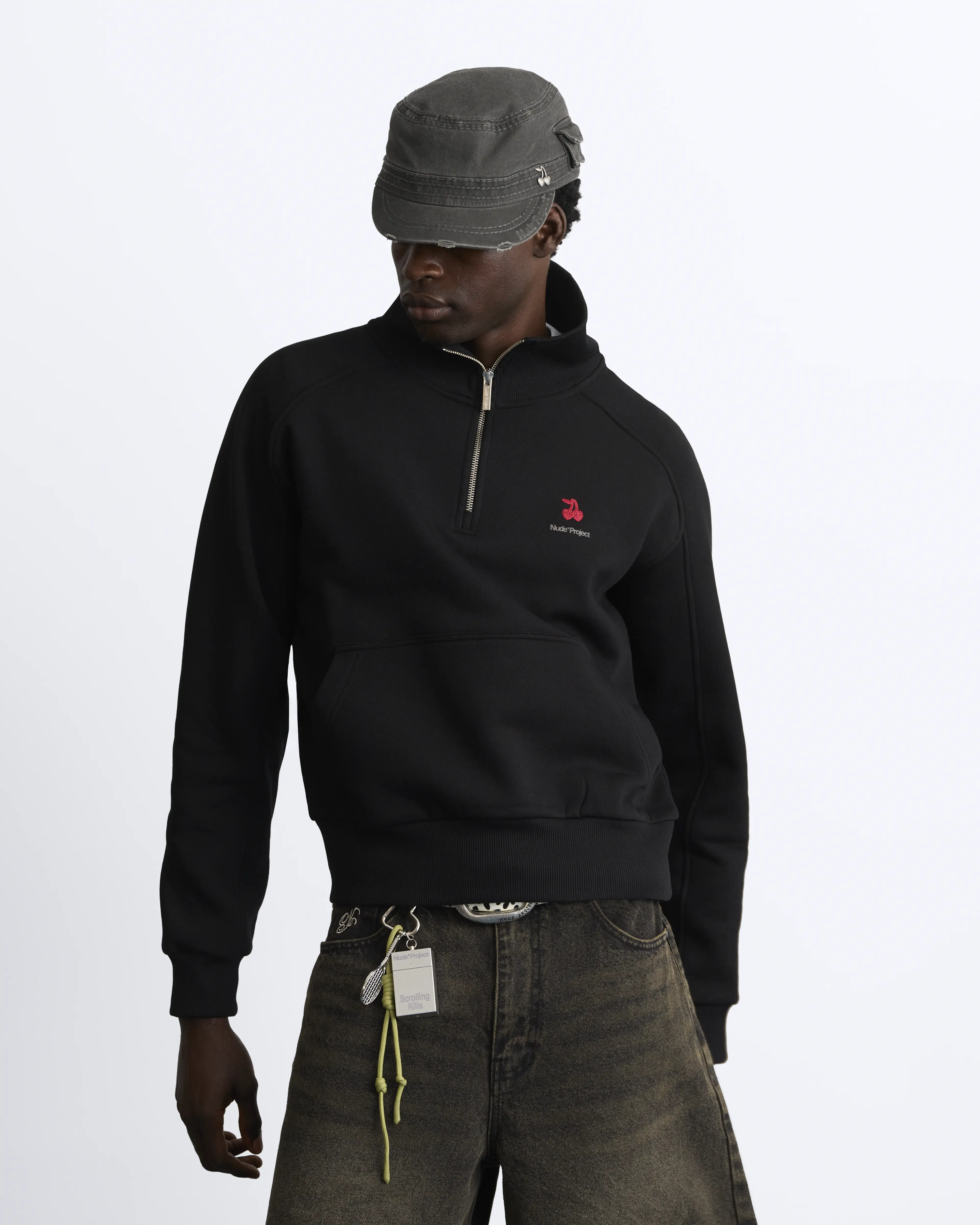 Basic Cherry Quarter-Zip Black - Image 5