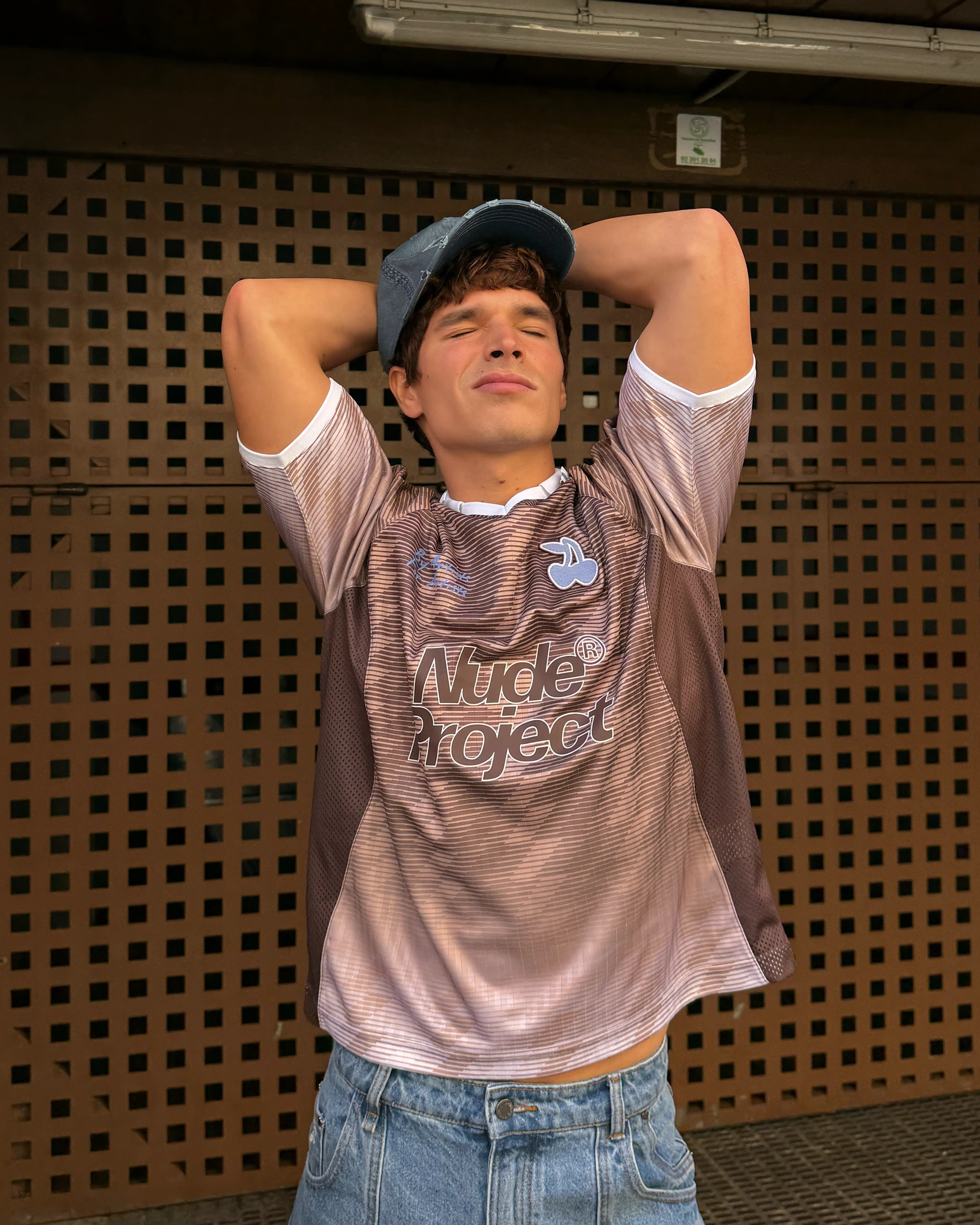 Radja Football Tee Brown - Image 2
