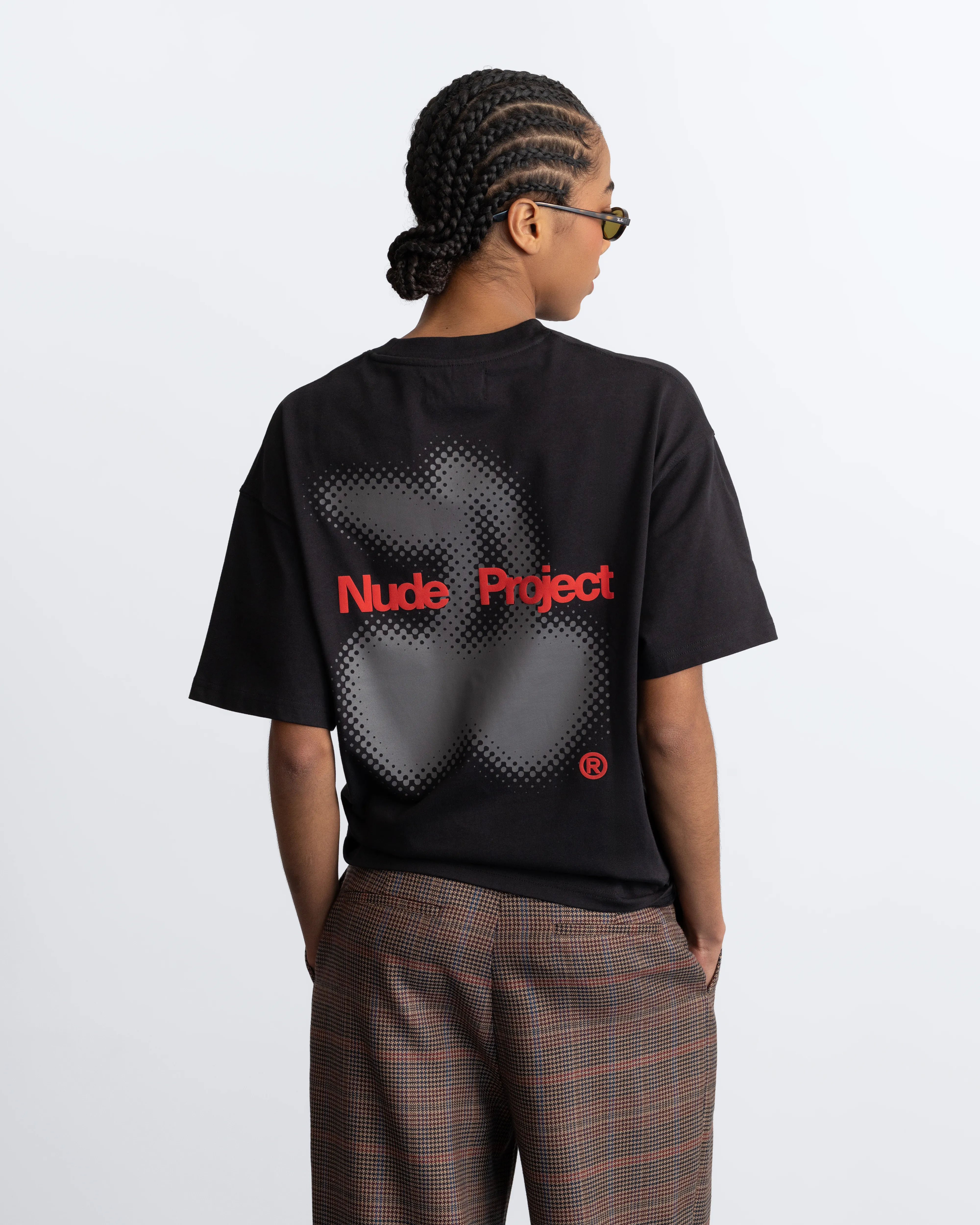 Grain Cherry Tee Black - Image 5