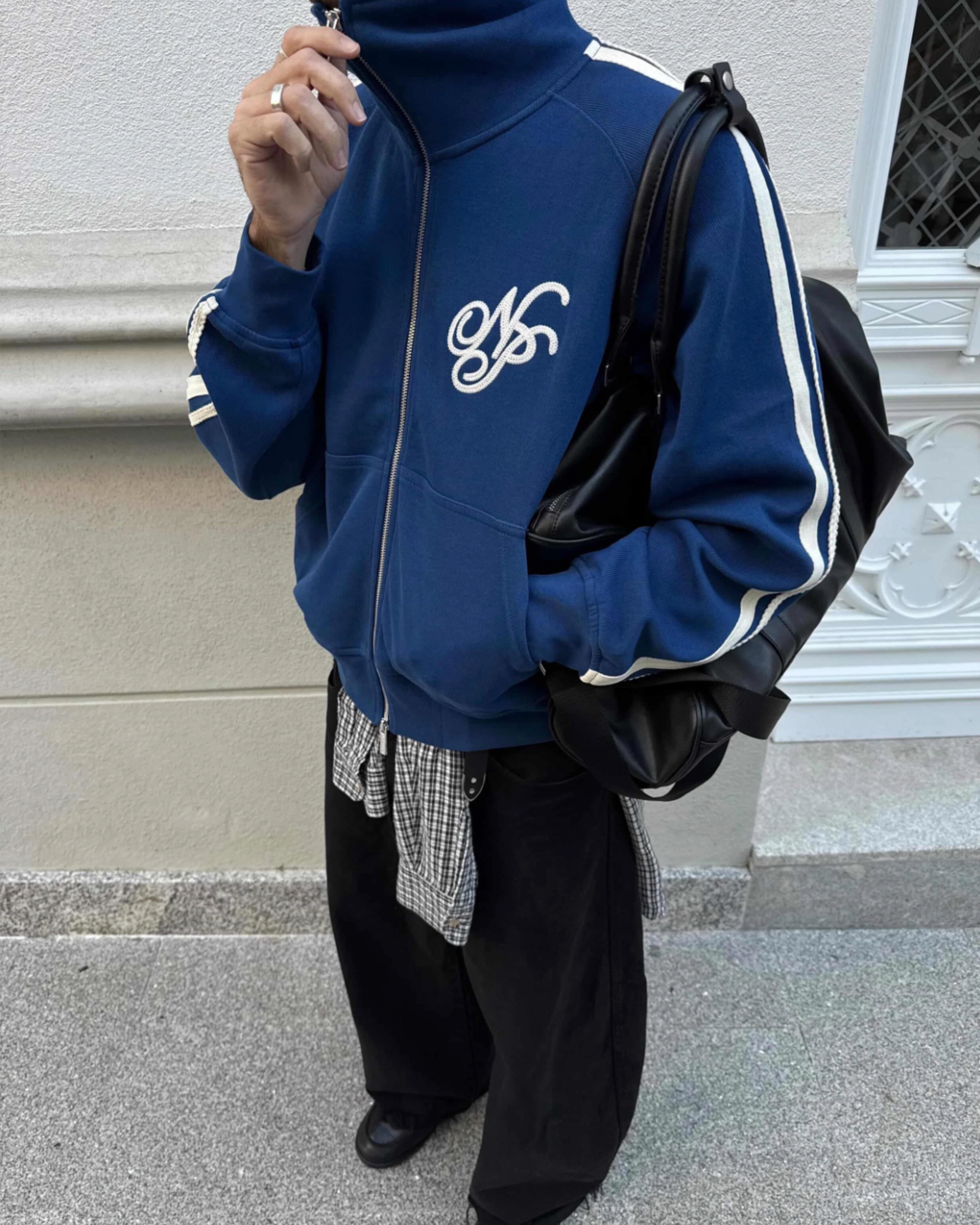 Ying-Yang Zip-Up Navy - Image 9