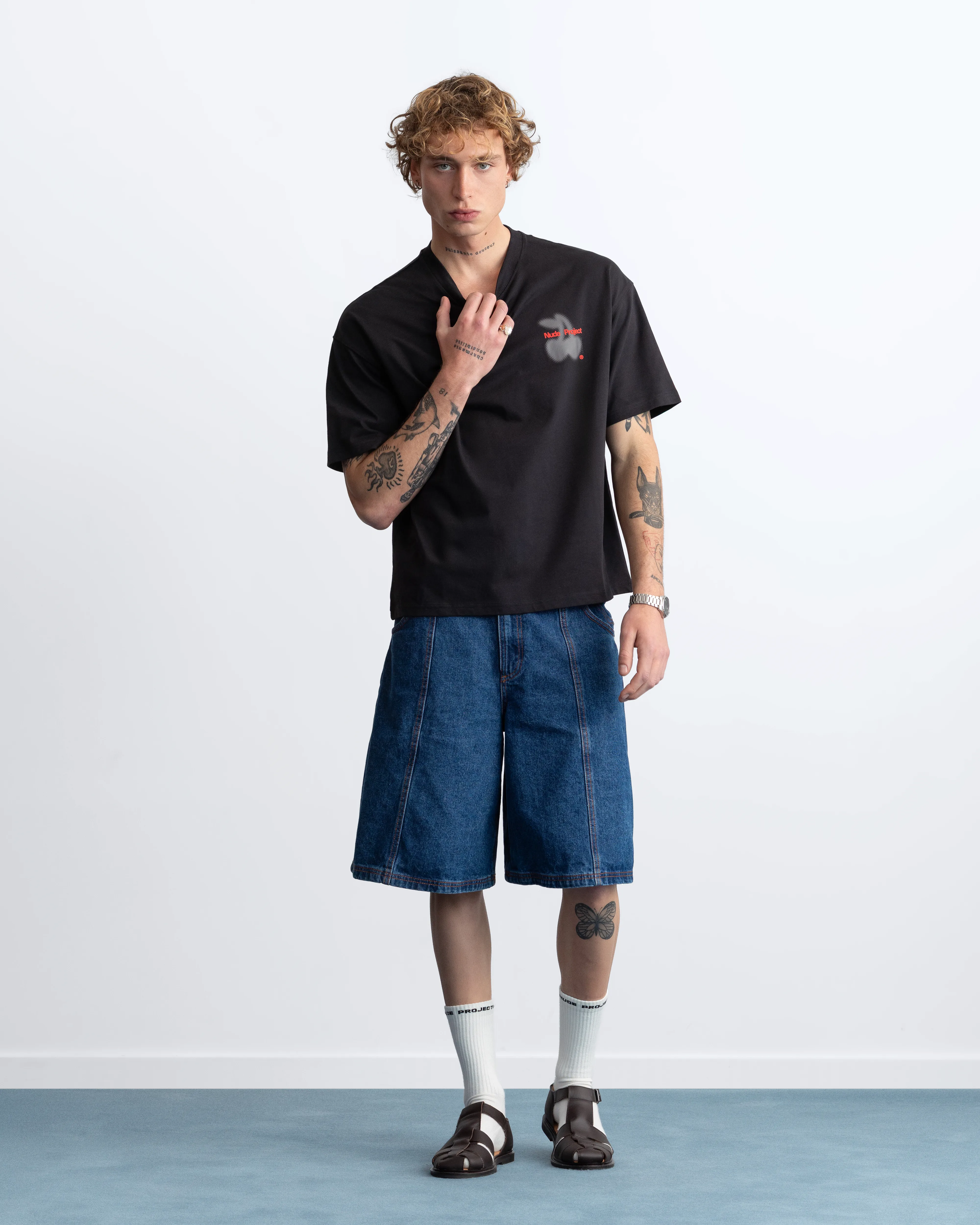 Grain Cherry Tee Black - Image 10