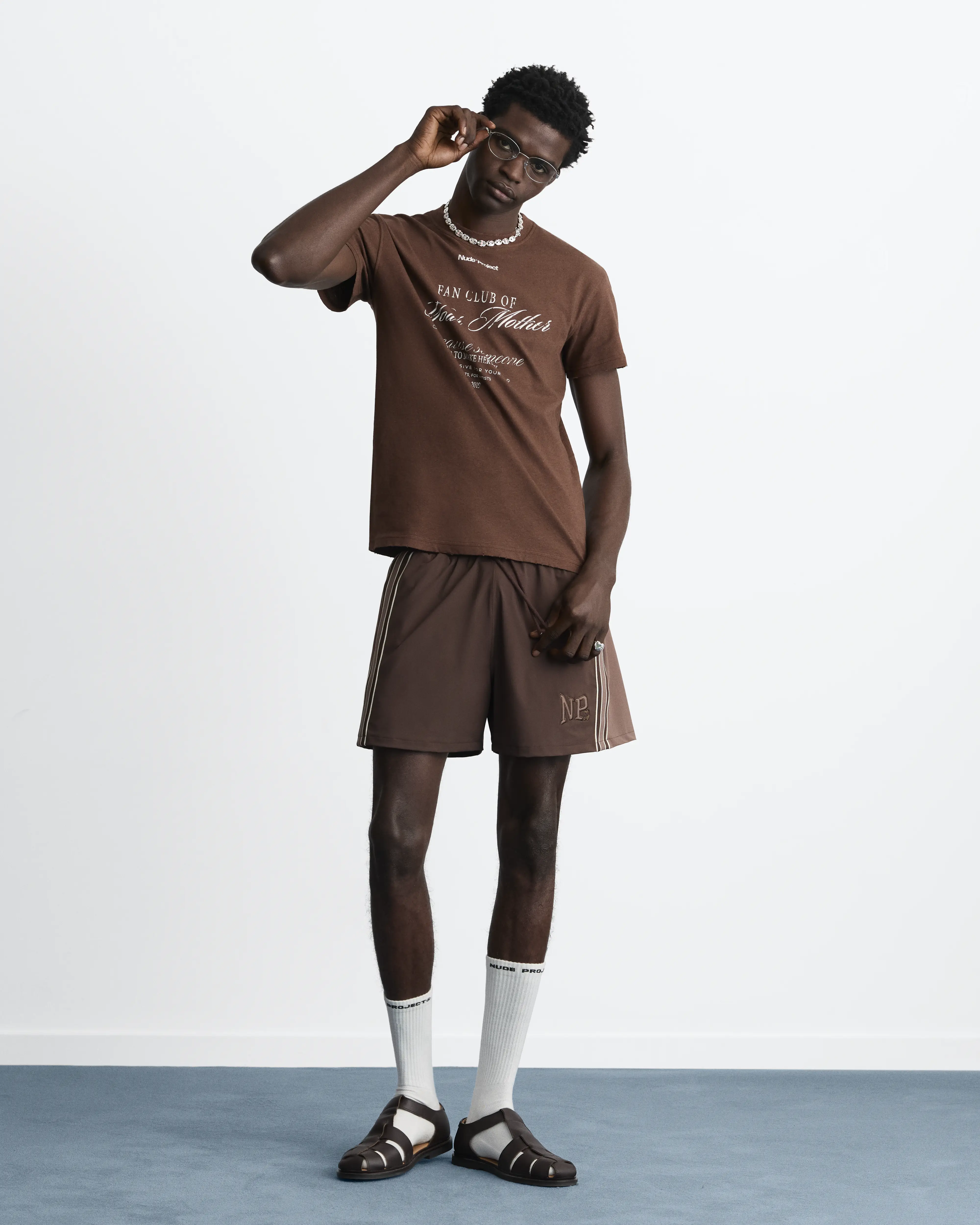Idol Slim Tee Brown - Image 12