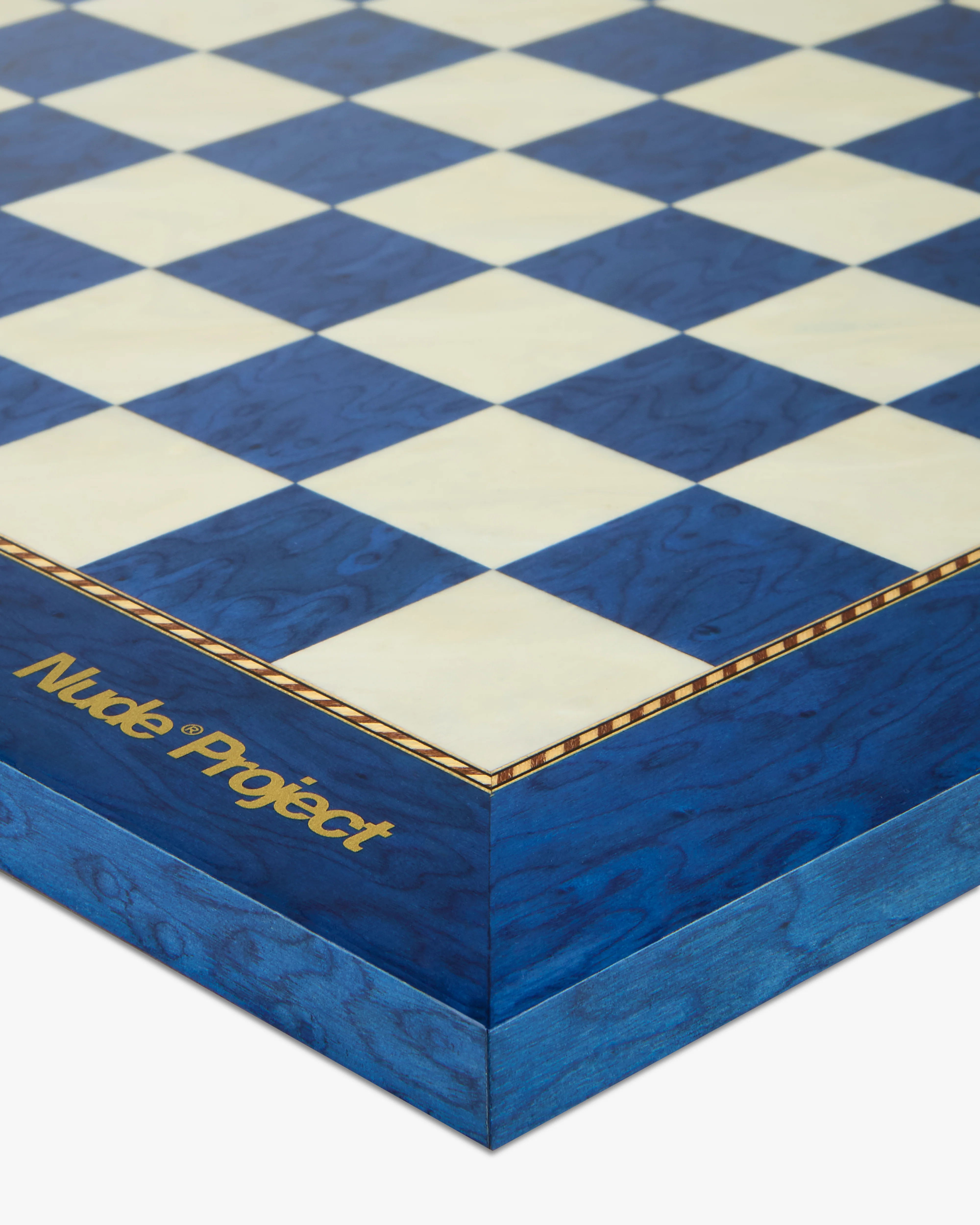 Playboy Chess Set - Image 10